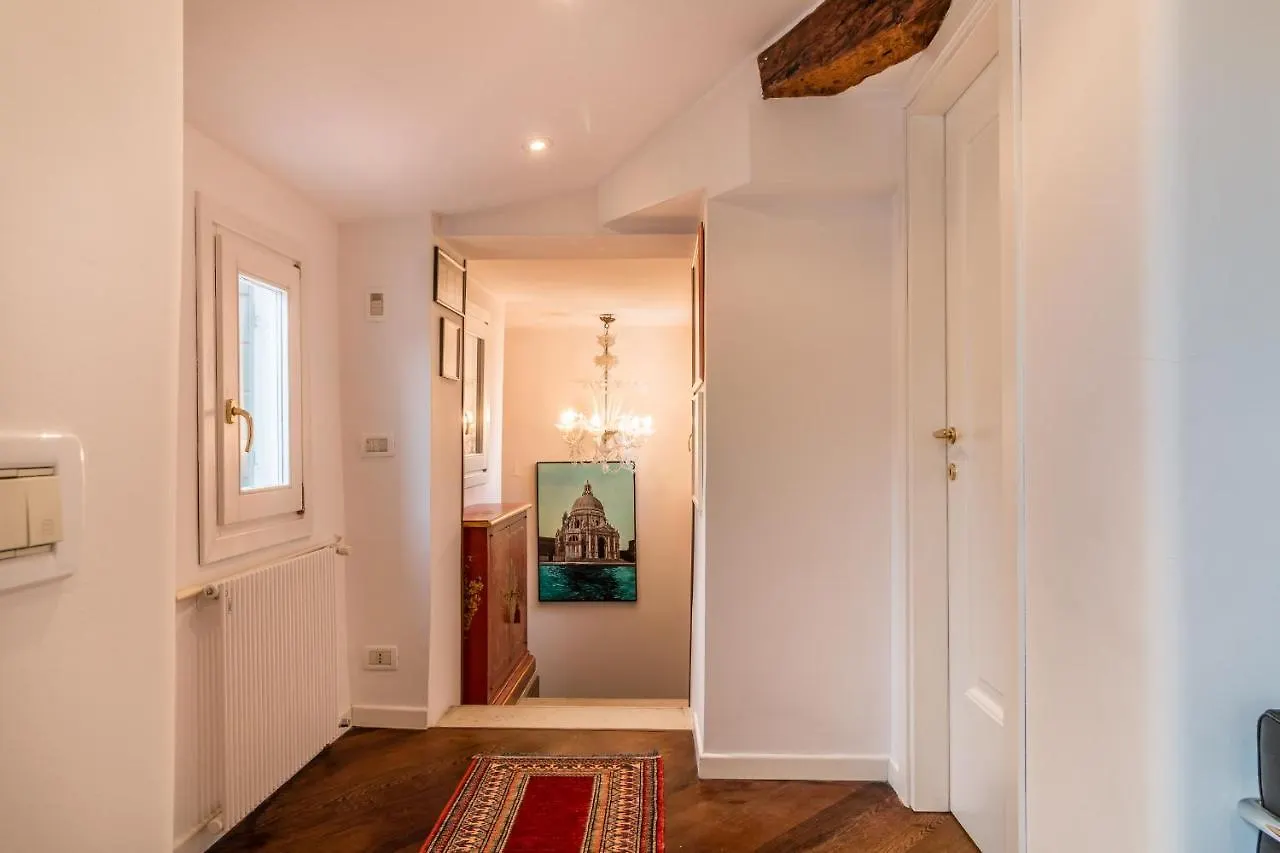 Apartament Gold And Red - The Venetian Style With Terrace Włochy