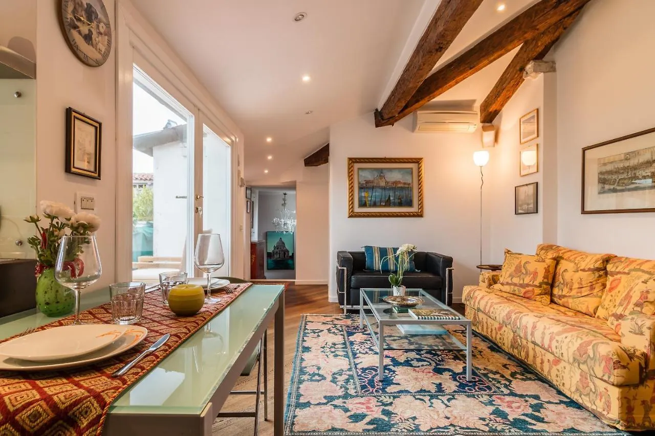 Apartament Gold And Red - The Venetian Style With Terrace Włochy