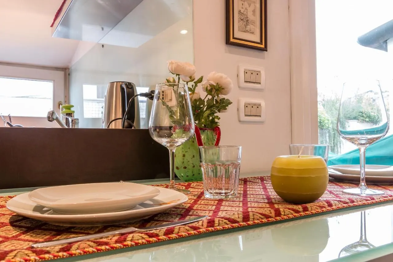Apartament Gold And Red - The Venetian Style With Terrace  Wenecja